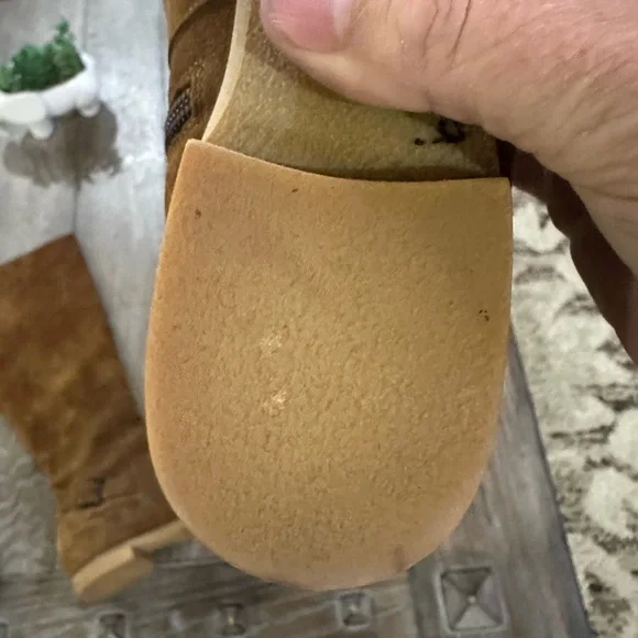 Gucci Suede Boots - Picture 15 of 16